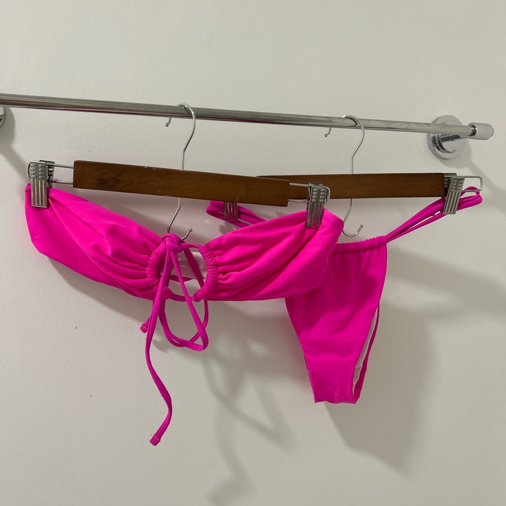 Bikini Bundle - Picture 3 of 16